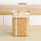 Recipiente hermético para almacenar cereales con boquilla plegable para verter