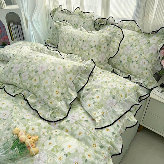 Juego de ropa de cama con ribete ondulado fresco
