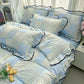 Juego de ropa de cama con ribete ondulado fresco