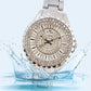 Reloj de lujo con incrustaciones de diamantes para mujer